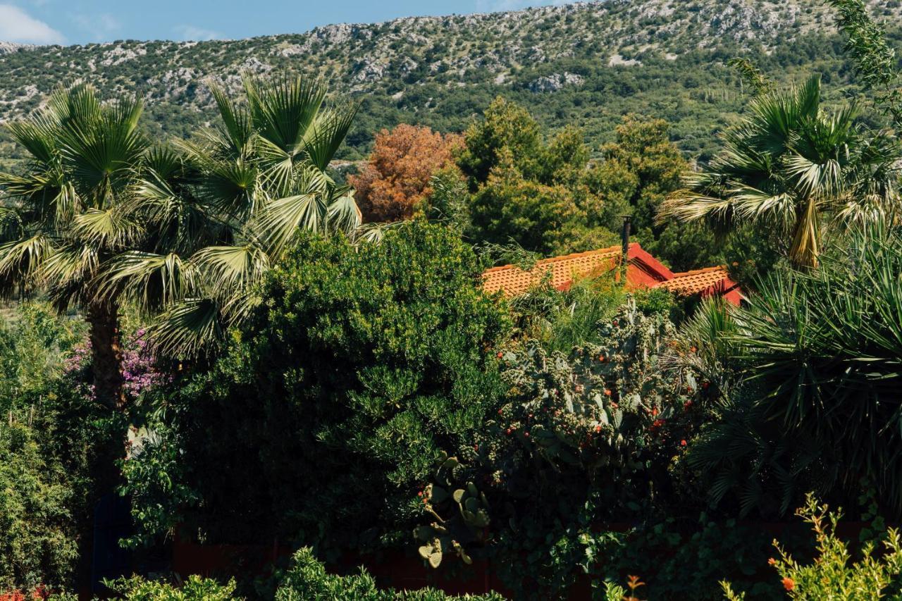 Villa Tropica, Total Privacy, Tropical Garden And Private Pool Kaštela Εξωτερικό φωτογραφία