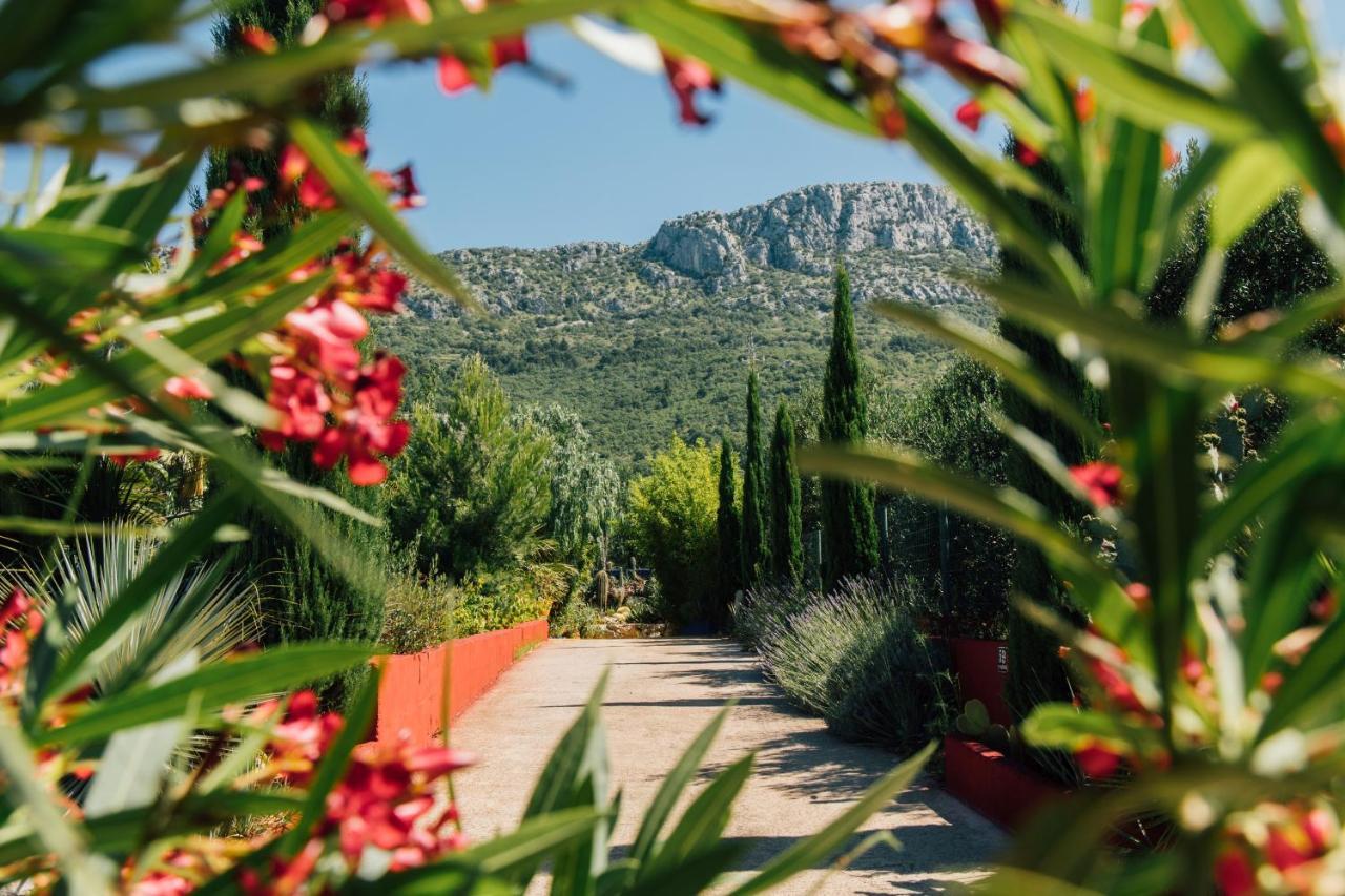 Villa Tropica, Total Privacy, Tropical Garden And Private Pool Kaštela Εξωτερικό φωτογραφία