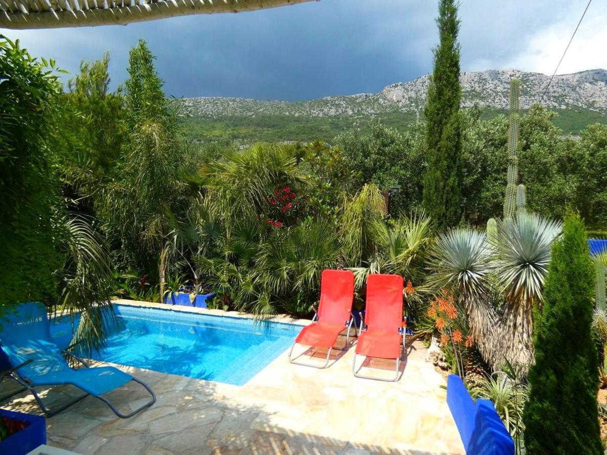 Villa Tropica, Total Privacy, Tropical Garden And Private Pool Kaštela Εξωτερικό φωτογραφία
