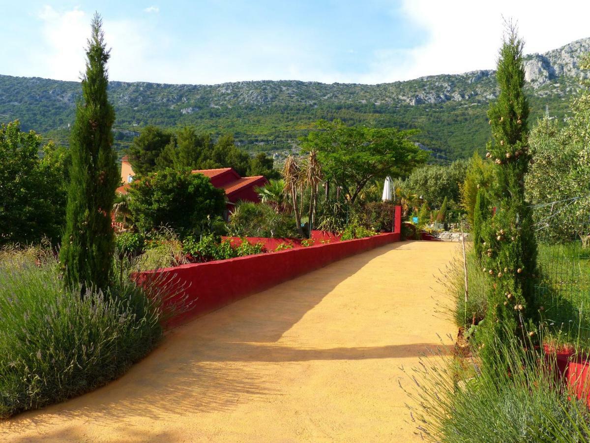 Villa Tropica, Total Privacy, Tropical Garden And Private Pool Kaštela Εξωτερικό φωτογραφία
